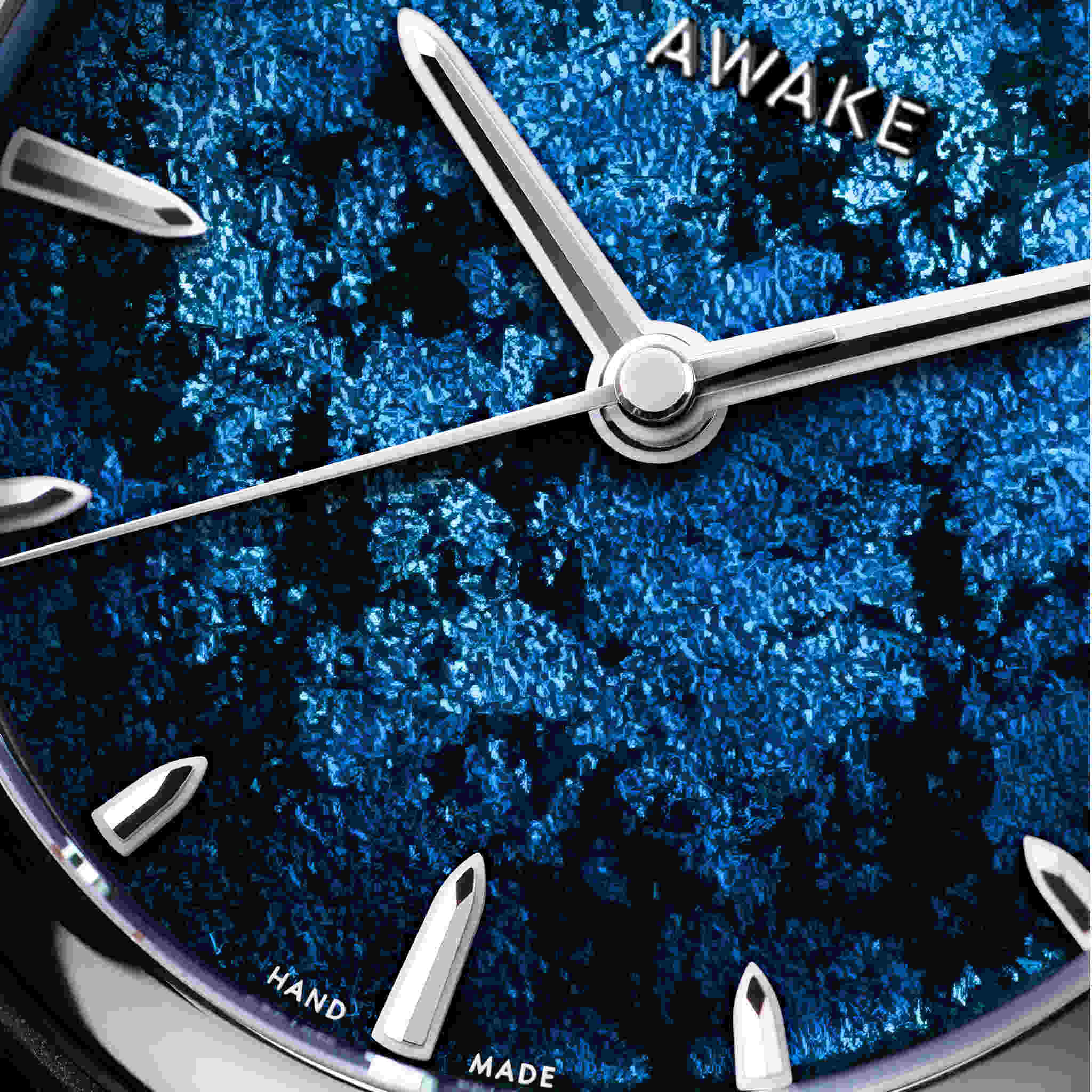 アイスクリアムントル 底面ブルー屈折 腕時計スタンド アイスウォッチ - 相反する2つの素材でカジュアルさとエレガント