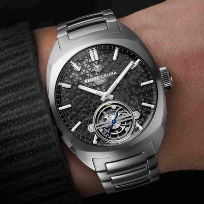 チーフ・トゥールビヨン